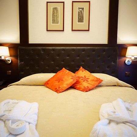 Amberton Cozy Hotel Kaunas Exteriör bild