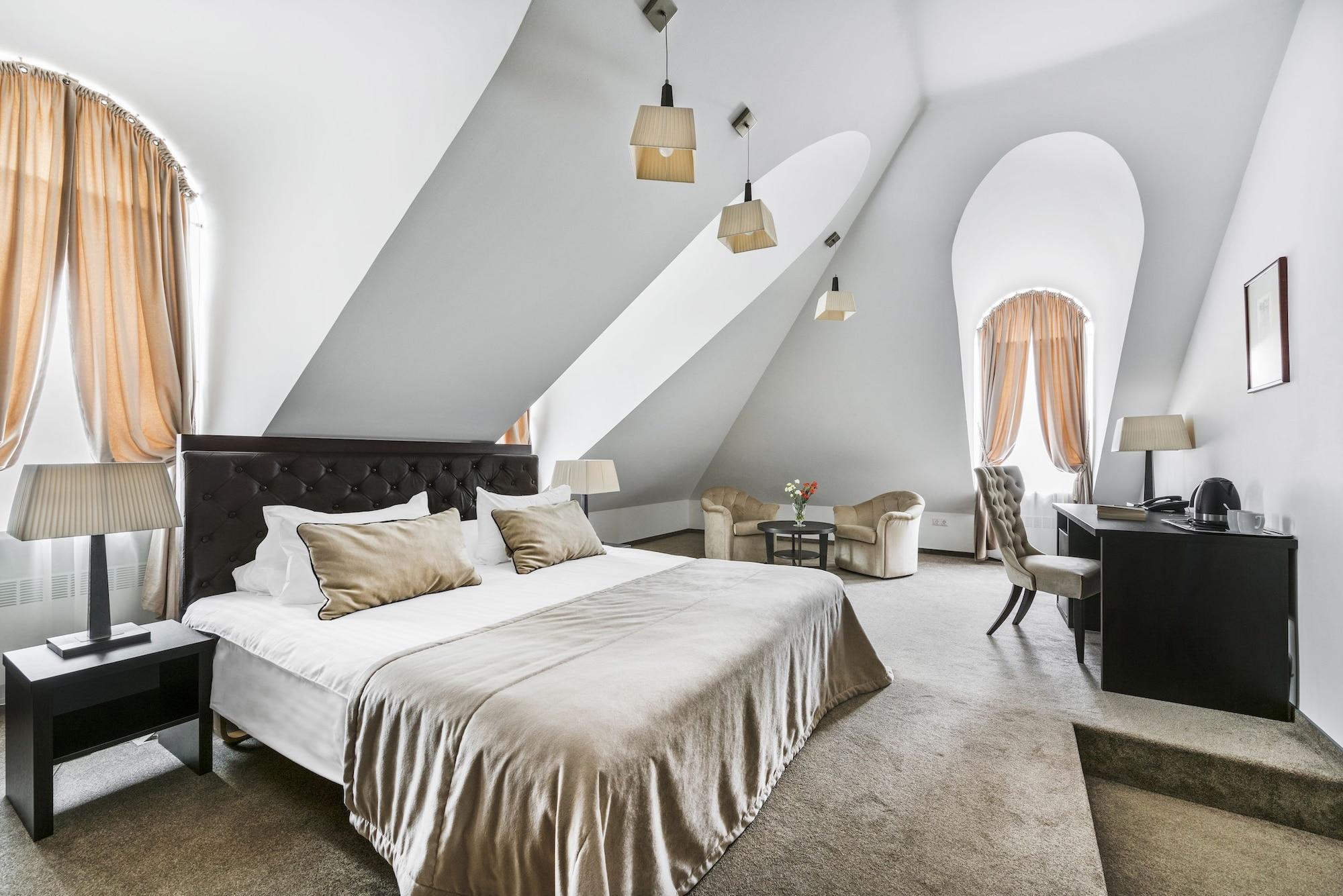 Amberton Cozy Hotel Kaunas Exteriör bild