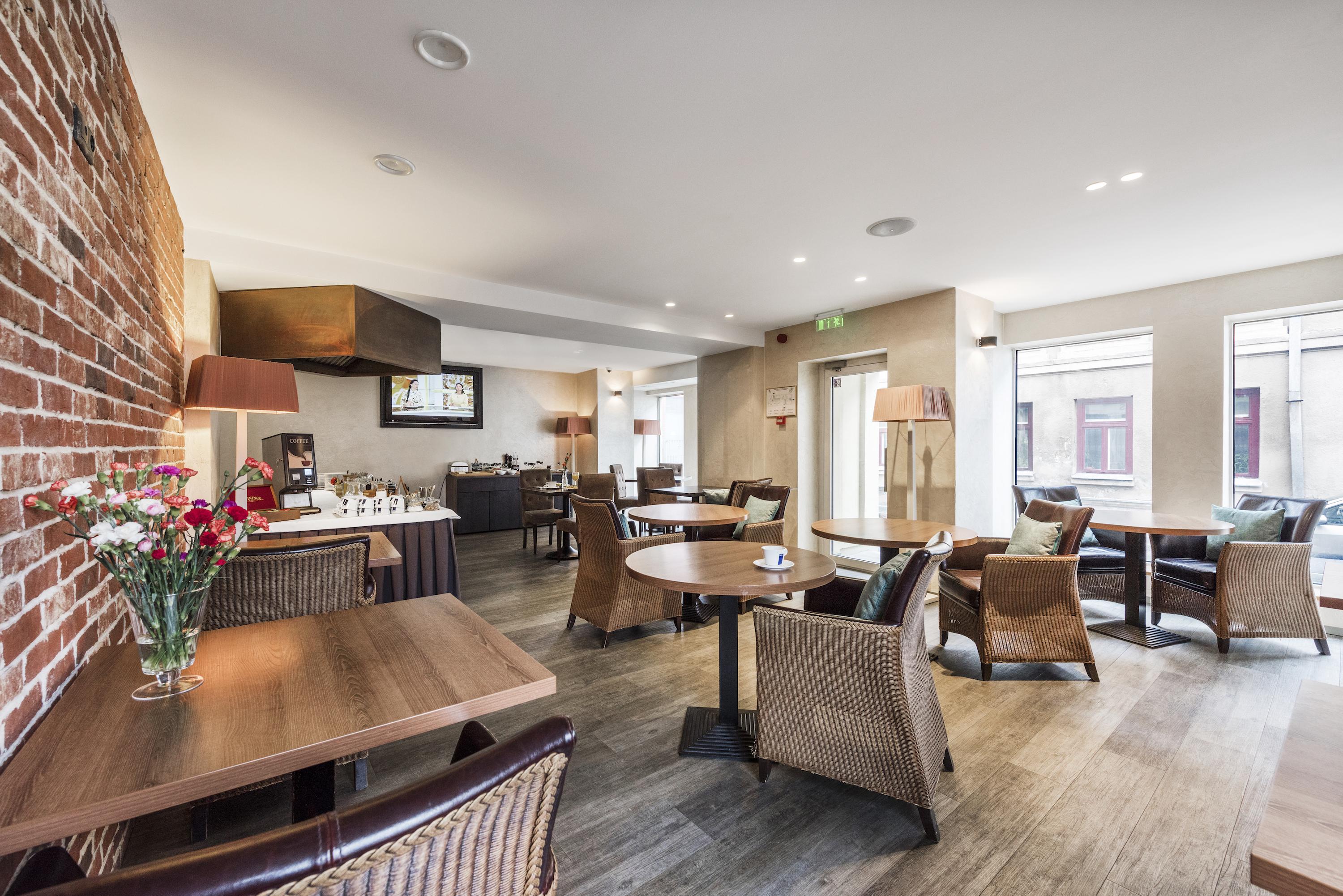 Amberton Cozy Hotel Kaunas Exteriör bild