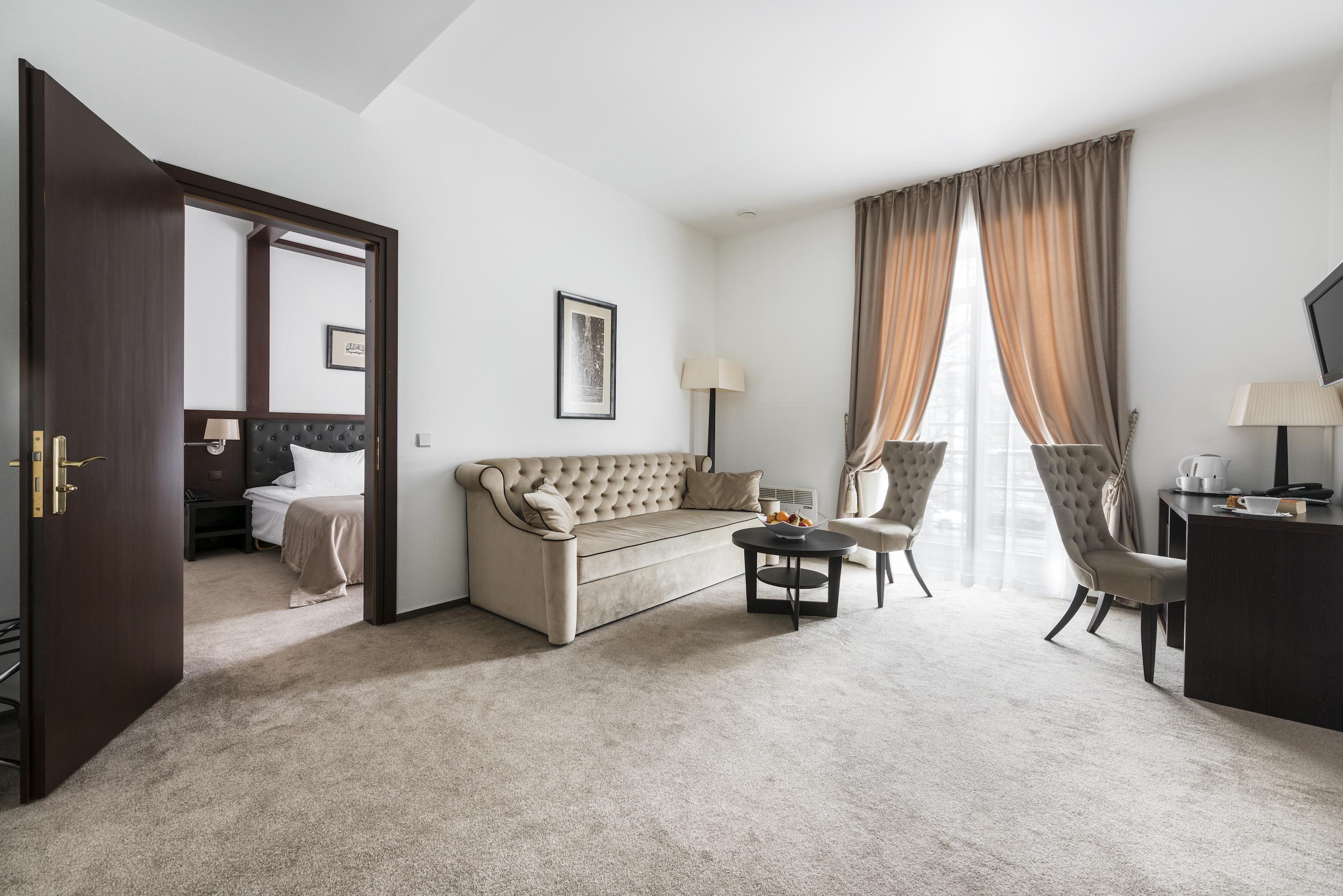 Amberton Cozy Hotel Kaunas Exteriör bild