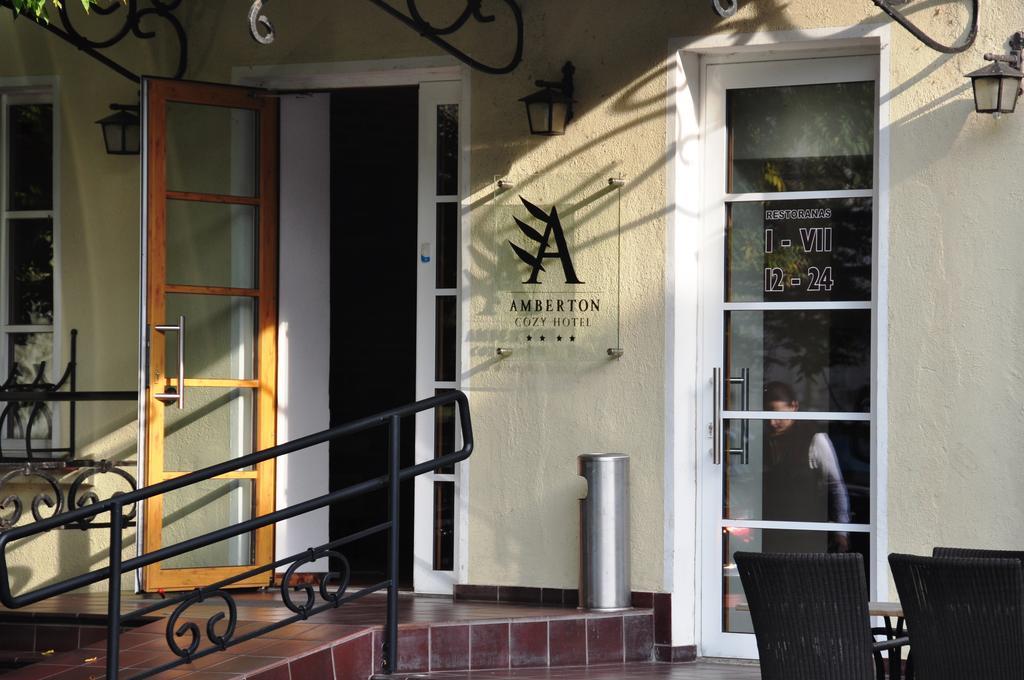 Amberton Cozy Hotel Kaunas Exteriör bild