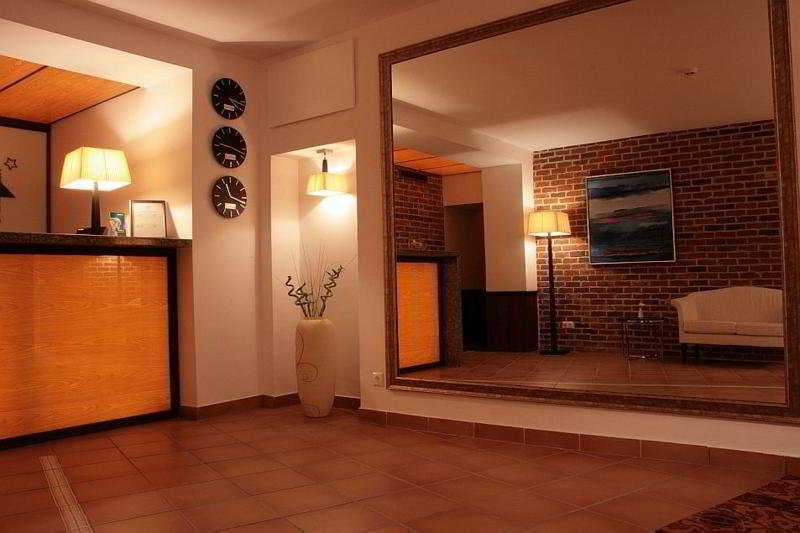 Amberton Cozy Hotel Kaunas Inreriör bild