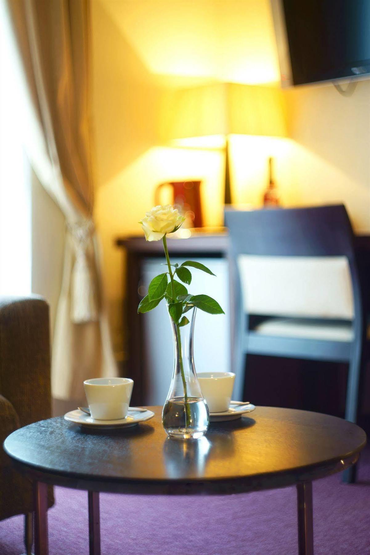 Amberton Cozy Hotel Kaunas Exteriör bild